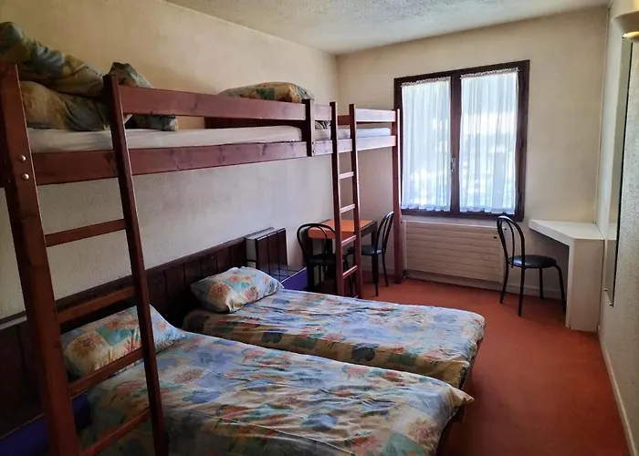 Chambre Quadruple Avec Salle De Bains Privative 1